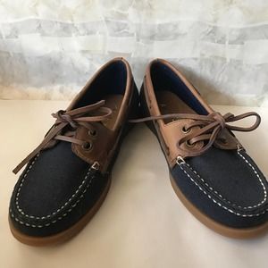 A11).   ALDO GERCHAK Lace Flats & Loafers Brown Blue Sz 5